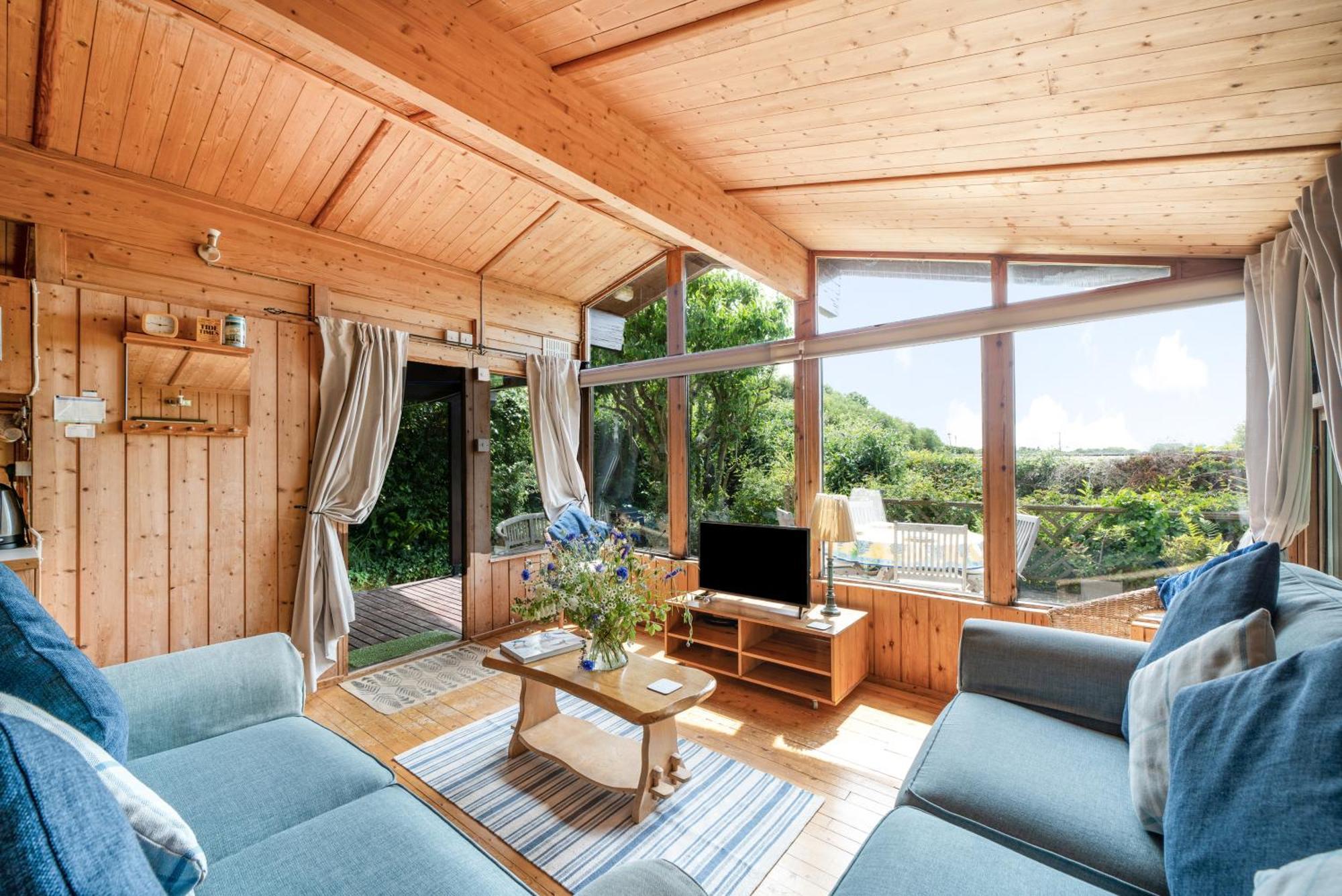 Scandinavian Style Lodge In Rock Wadebridge Εξωτερικό φωτογραφία